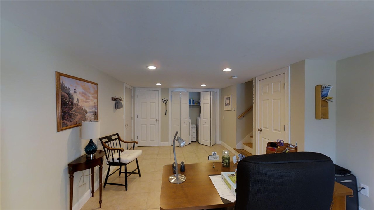 185 Sewall Road Wolfeboro, NH 03894 - Photo 21 of 39 Gallery Image 21