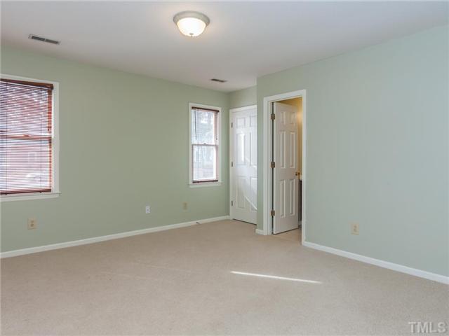 5622 Hamstead Crossing Raleigh, NC 27612 - Photo 19 of 25