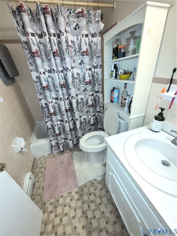 3818 Cedar Grove Road Richmond, VA 23235 - Photo 11 of 20 a bathroom with a sink toilet and shower