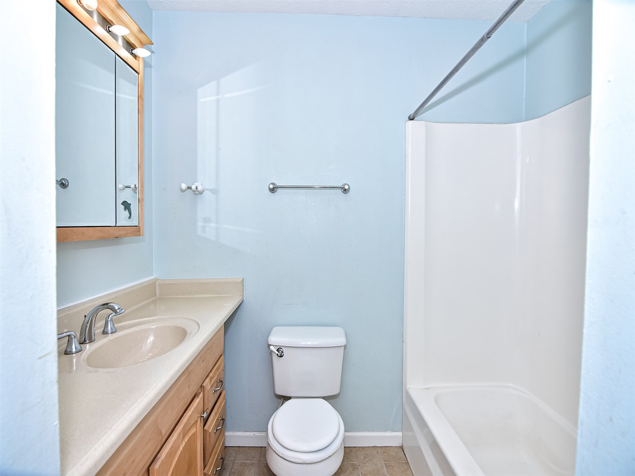 1926 Allenby Road, Unit 11 Germantown, TN 38139 - Photo 17 of 25 Gallery Image 17
