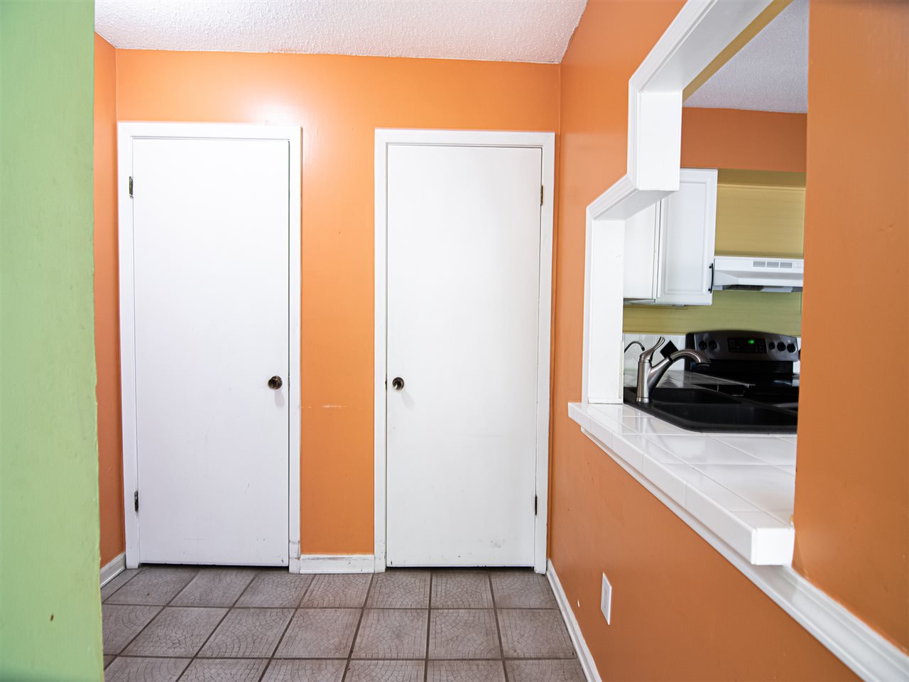 1926 Allenby Road, Unit 11 Germantown, TN 38139 - Photo 3 of 25 Gallery Image 3