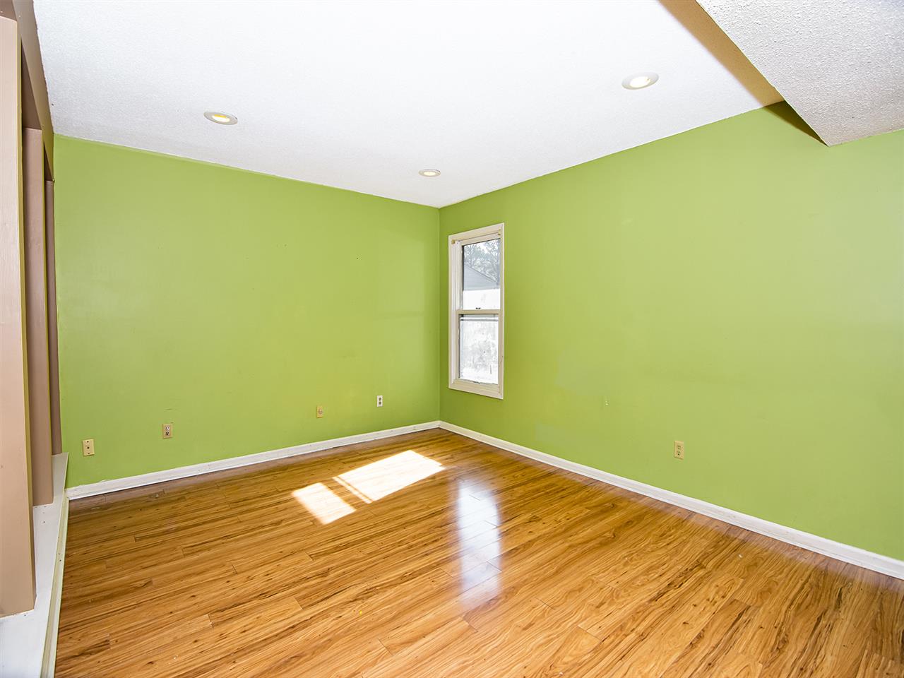 1926 Allenby Road, Unit 11 Germantown, TN 38139 - Photo 4 of 25 Gallery Image 4