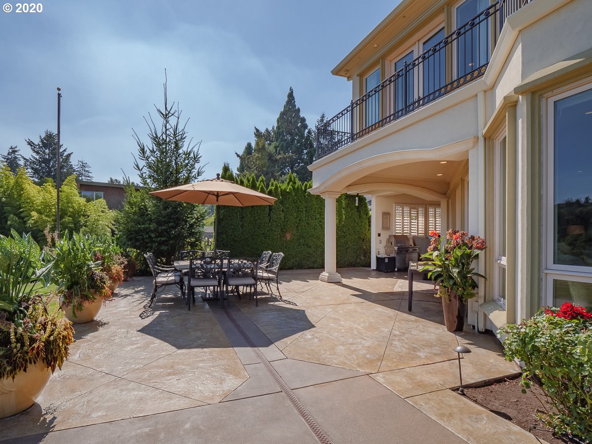13490 South Fielding Road Lake Oswego, OR 97034 - Photo 22 of 32 Gallery Image 22