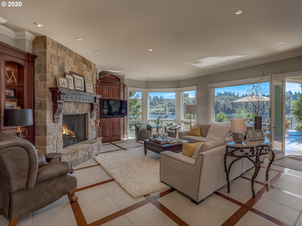 13490 South Fielding Road Lake Oswego, OR 97034 - Photo 8 of 32 Gallery Image 8
