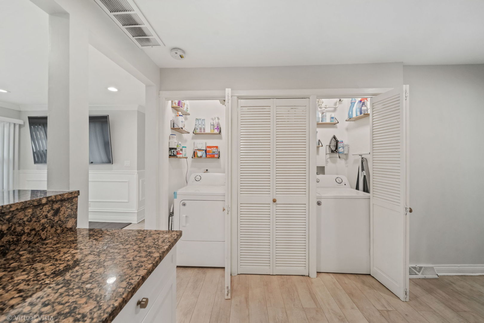 18917 Springfield Avenue Flossmoor, IL 60422 - Photo 9 of 24 Gallery Image 9