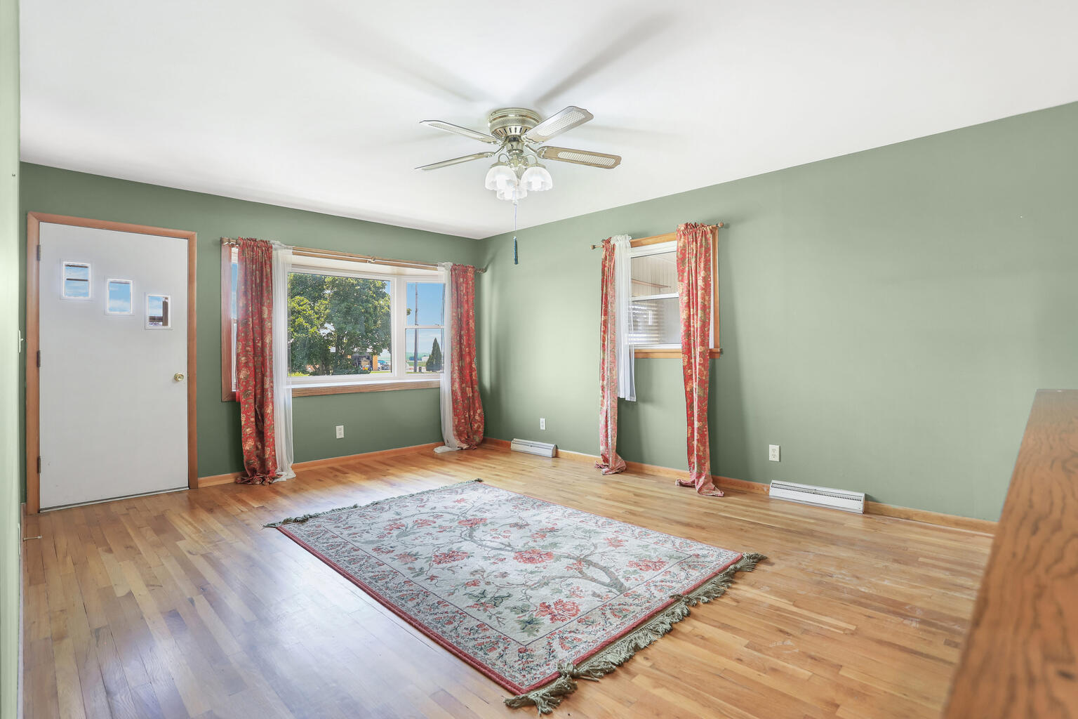3610 West Bloomington Road Champaign, IL 61822 - Photo 8 of 32 Gallery Image 8