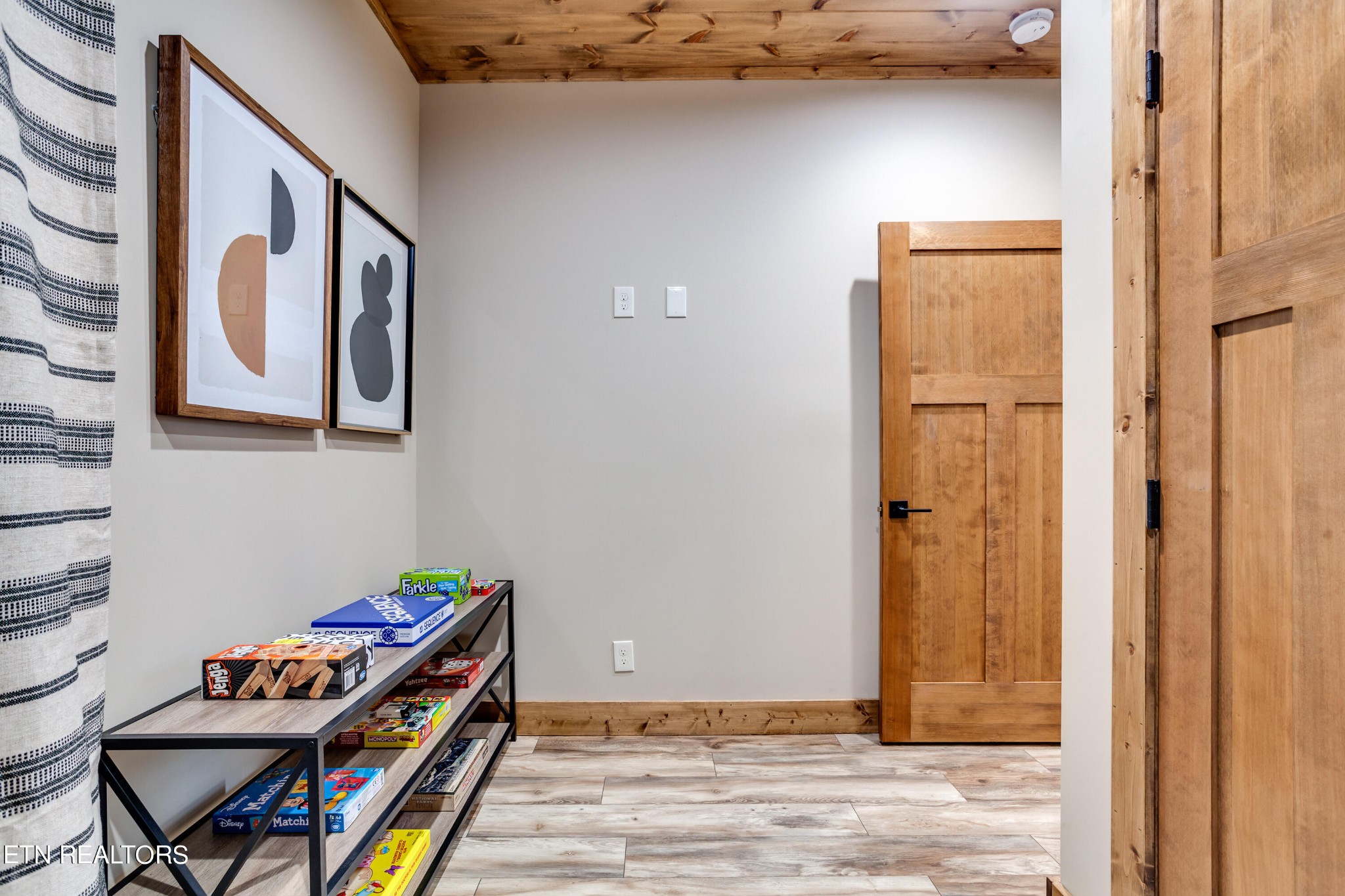1820 High View Court Sevierville, TN 37876 - Photo 25 of 58 a view of an entryway with wooden floor