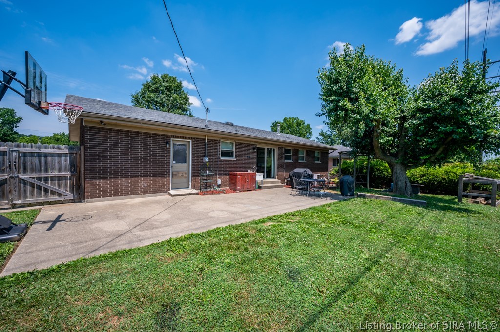 213 Redwood Drive New Albany, IN 47150 - Photo 44 of 47 Gallery Image 44