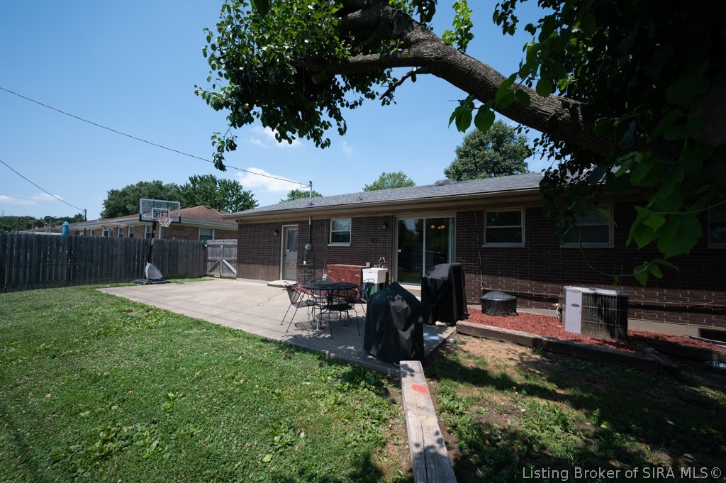 213 Redwood Drive New Albany, IN 47150 - Photo 45 of 47 Gallery Image 45