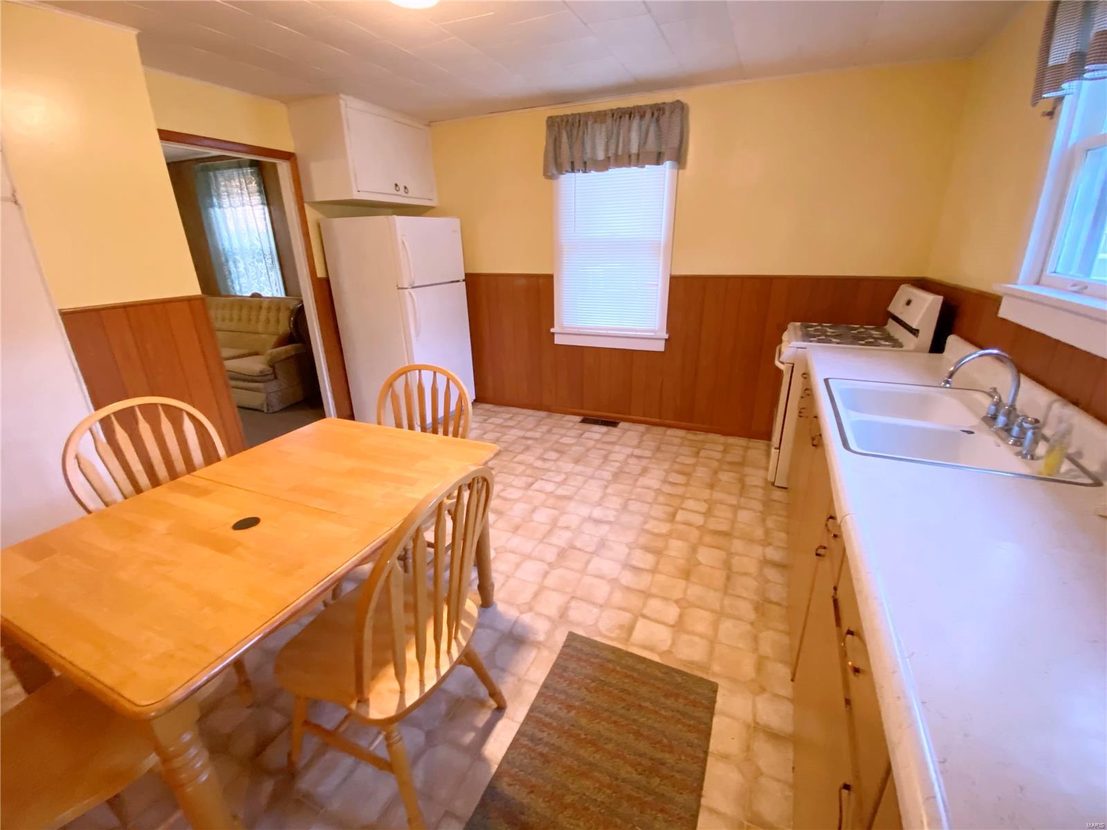 608 Middle Street Prairie du Rocher, IL 62277 - Photo 12 of 23