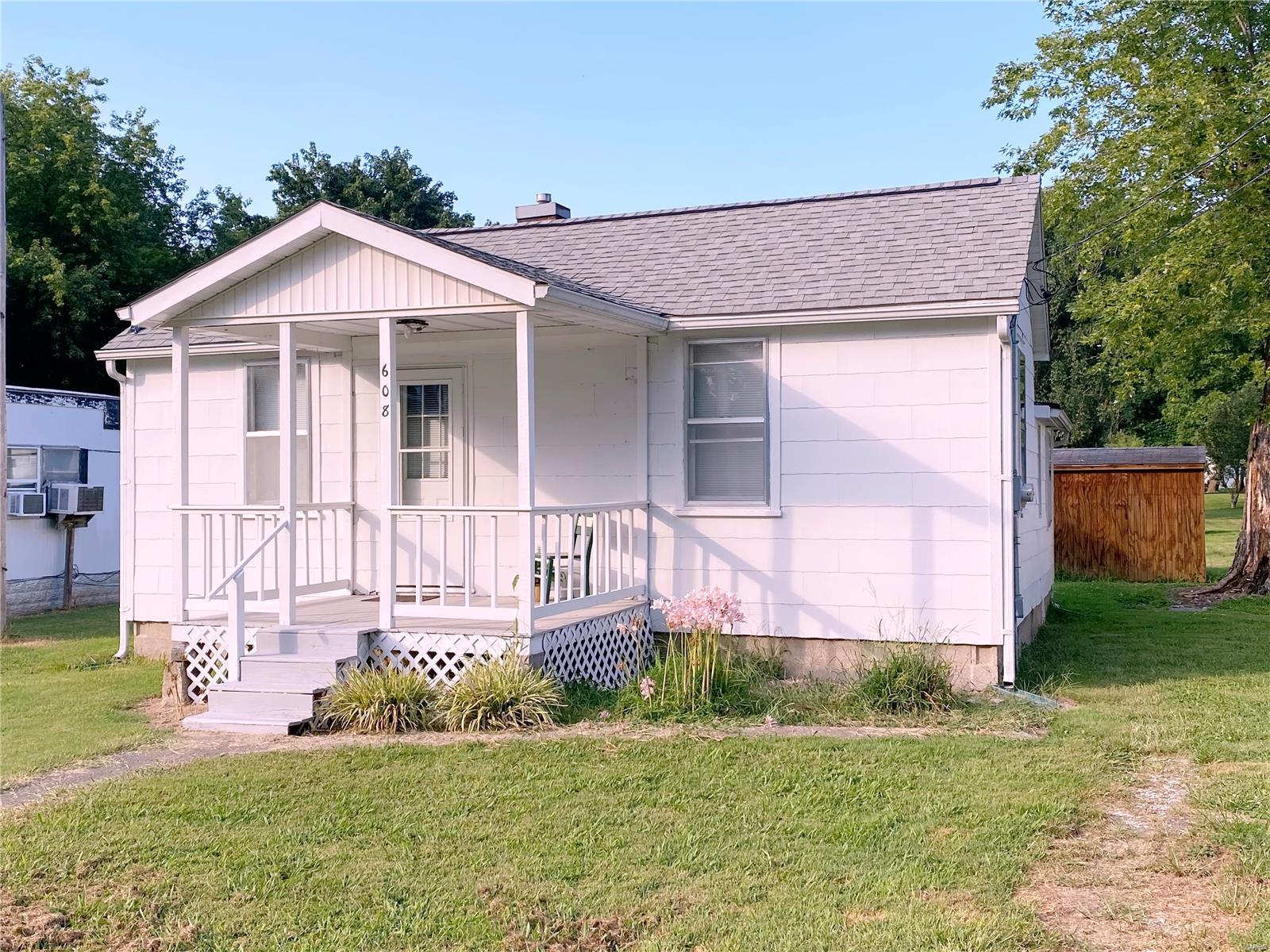 608 Middle Street Prairie du Rocher, IL 62277 - Photo 3 of 23