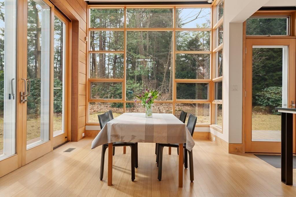 24 Old Colony Road Weston, MA 02493 - Photo 4 of 29