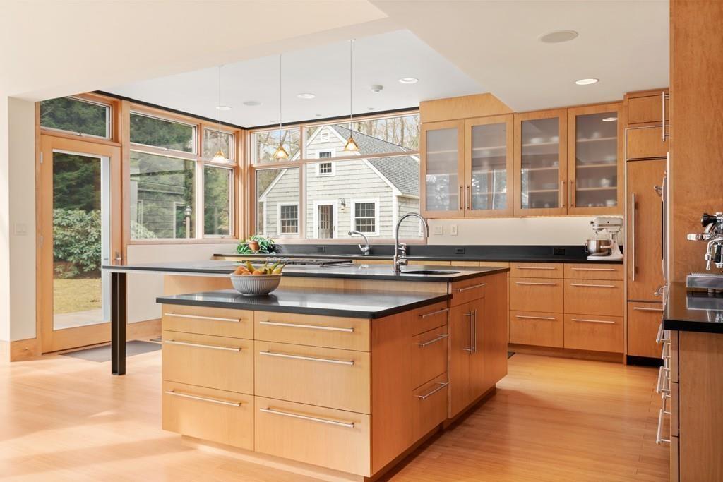 24 Old Colony Road Weston, MA 02493 - Photo 5 of 29