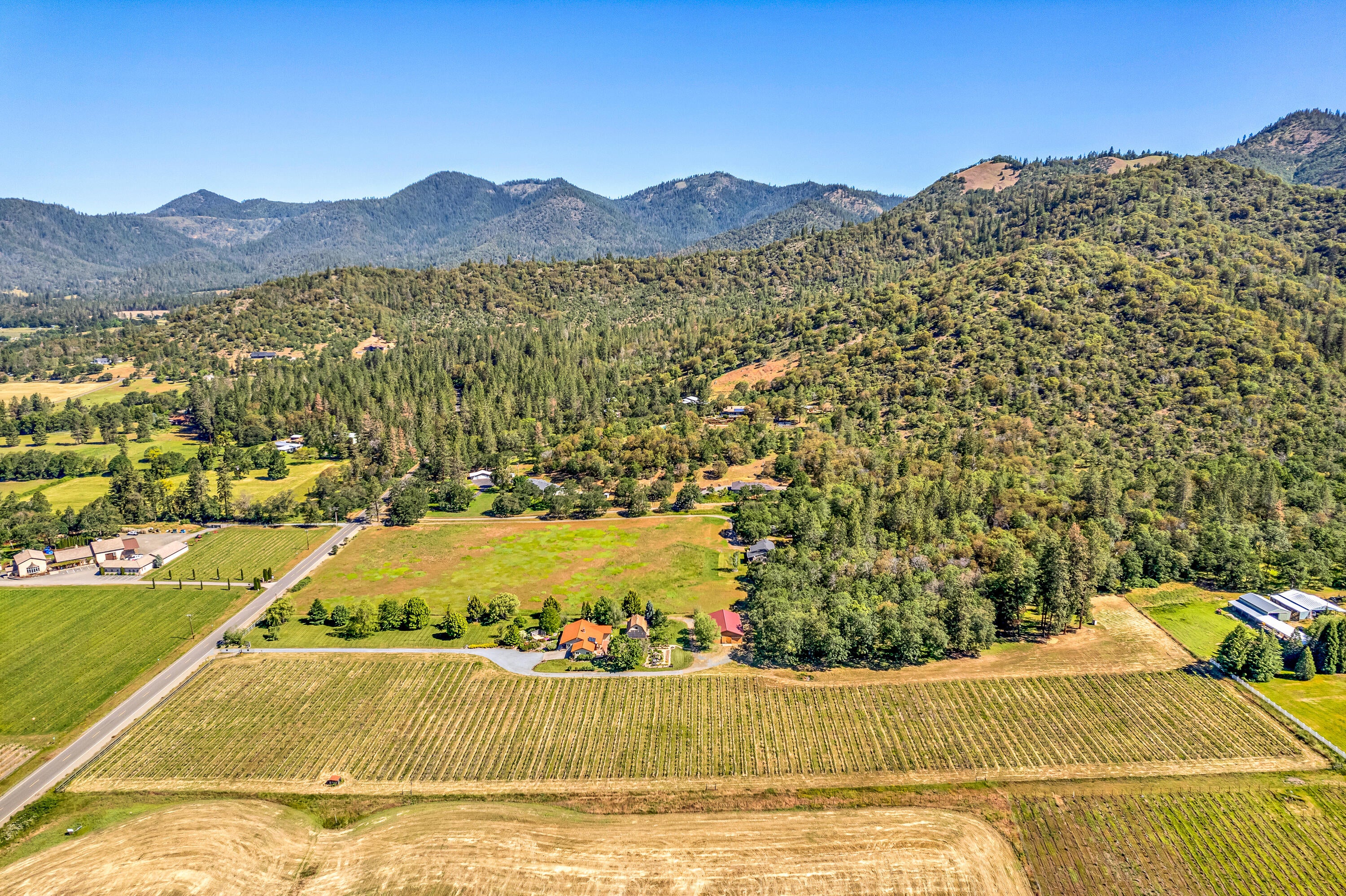 1494 Kubli Road Grants Pass, OR 97527 - Photo 55 of 67 DJI_0846