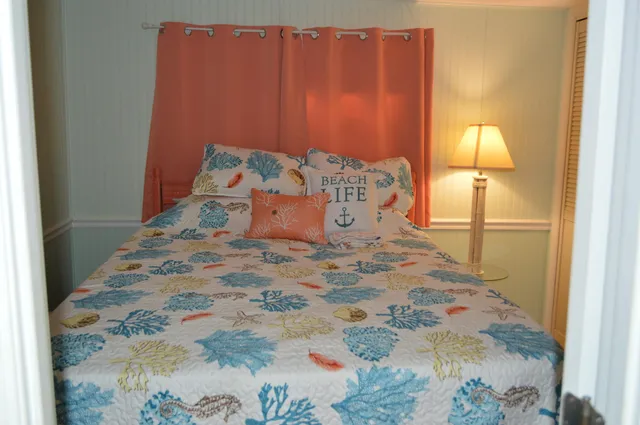 $259,000 | 414 Papaya Street, Unit C, Goodland, FL 34140