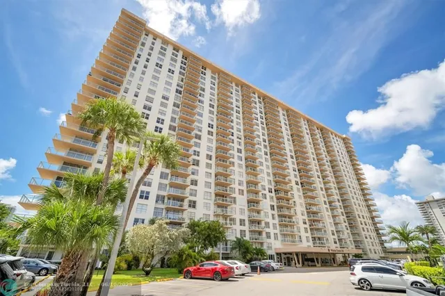 a view of a tall building