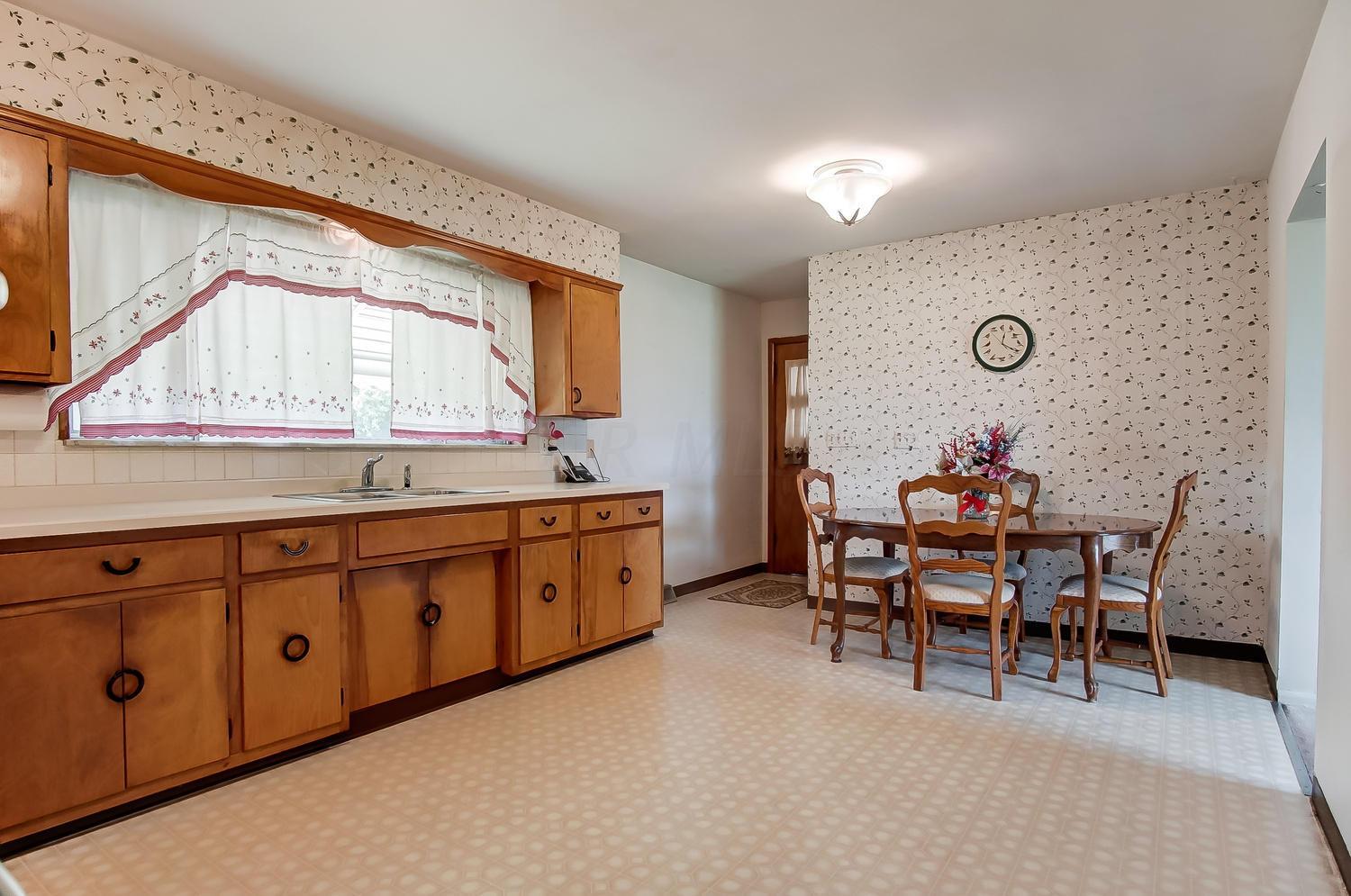 3051 Williams Road Columbus, OH 43207 - Photo 14 of 31 Gallery Image 14