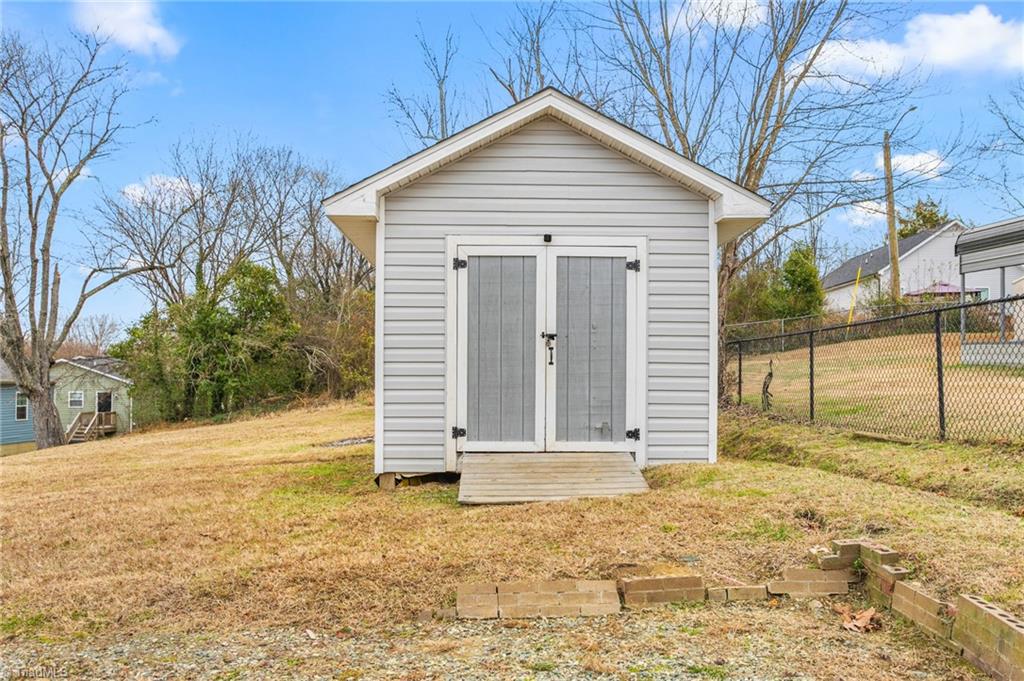 445 Key Street Burlington, NC 27217 - Photo 23 of 26