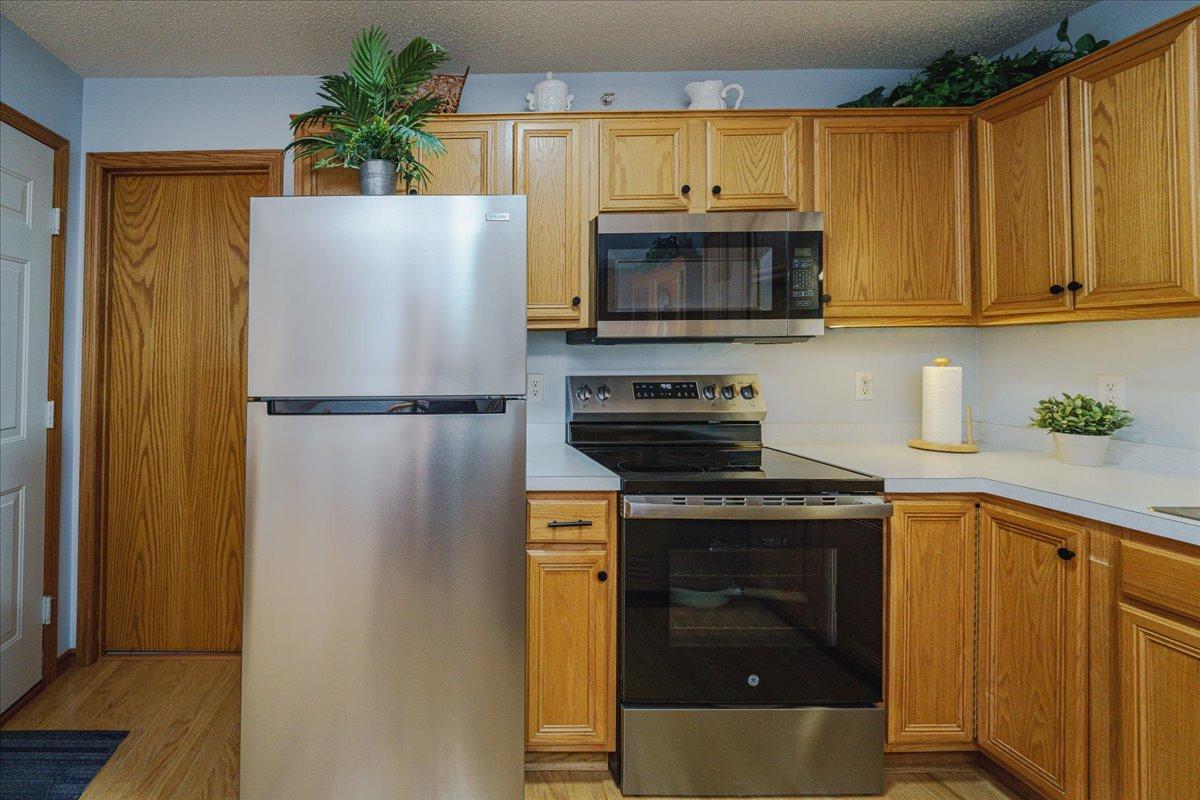 2775 Ranchview Lane North, Unit 4 Plymouth, MN 55447 - Photo 10 of 29