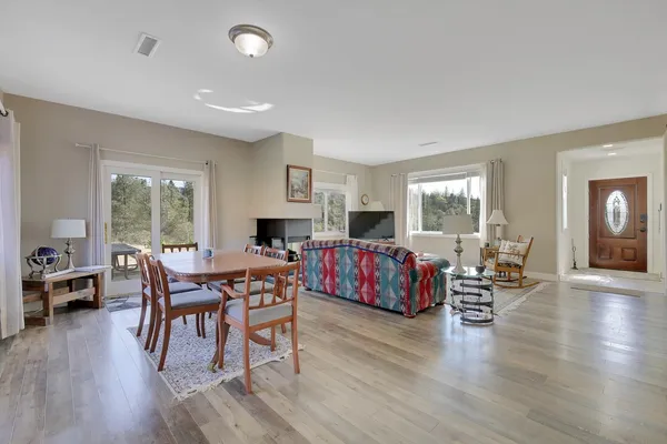 $559,000 | 14878 Indiana School Road, Brownsville, CA 95919