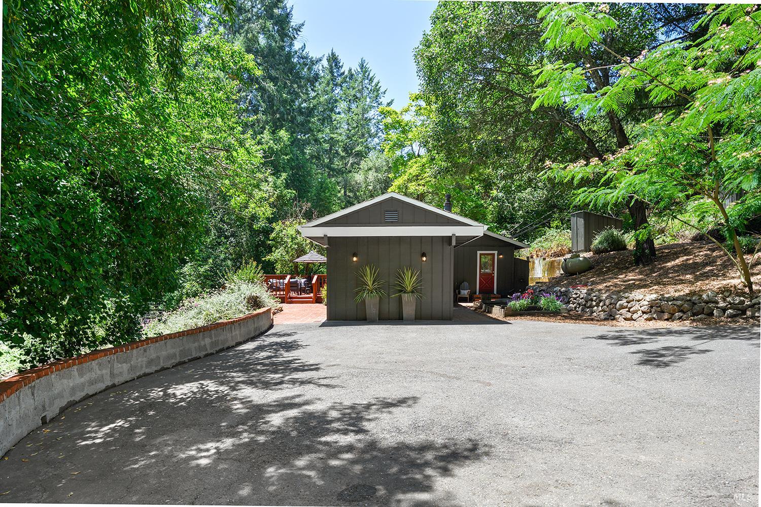 10215 Occidental Road Sebastopol, CA 95472 - Photo 15 of 50