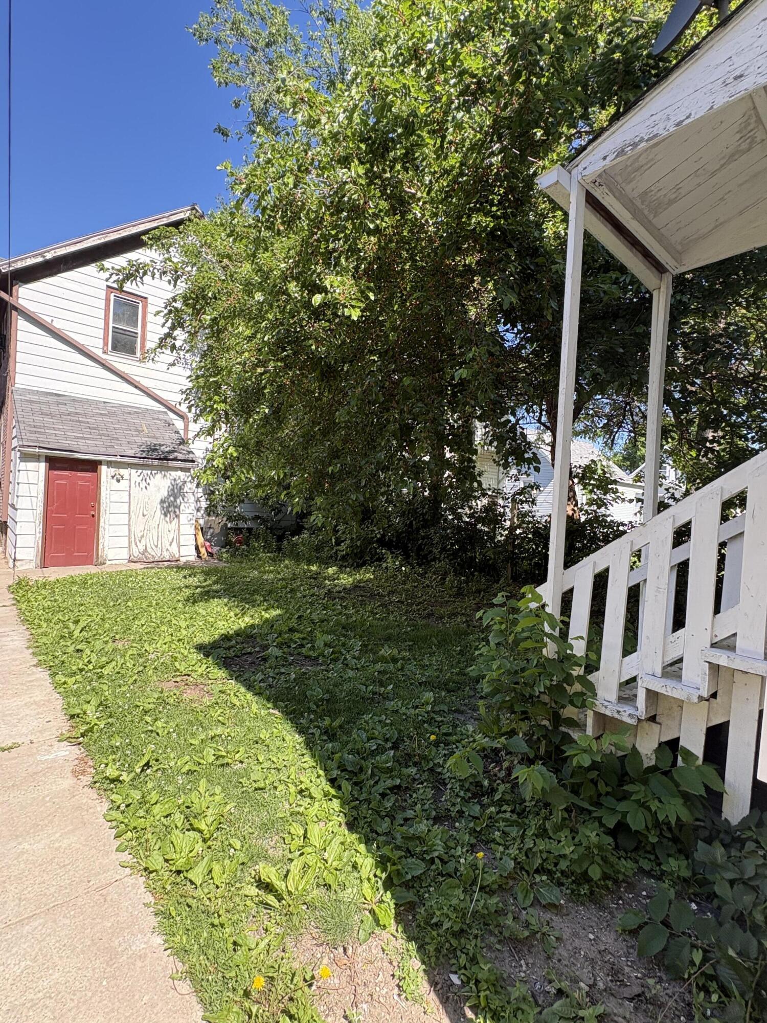 1522 South 15th Street Milwaukee, WI 53204 - Photo 5 of 53 yard