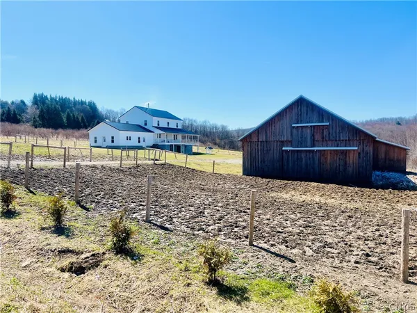 $325,000 | 1981 Carter Slocum Road, Marathon, NY 13803