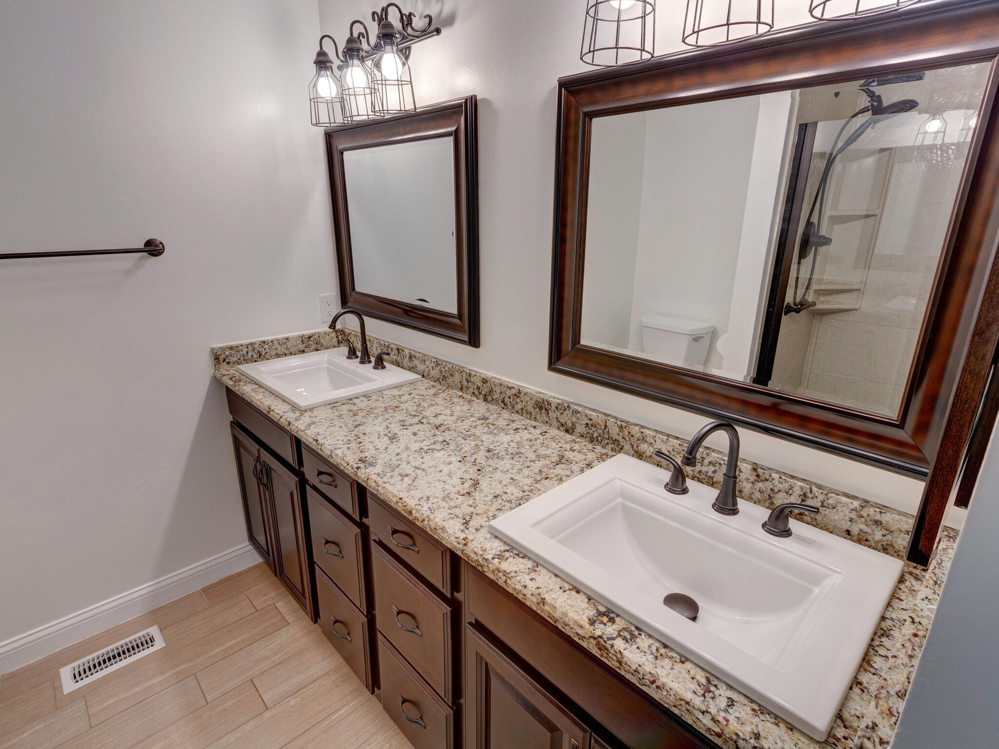 8531 Castle Ridge Lane Indianapolis, IN 46256 - Photo 19 of 22 Gallery Image 19