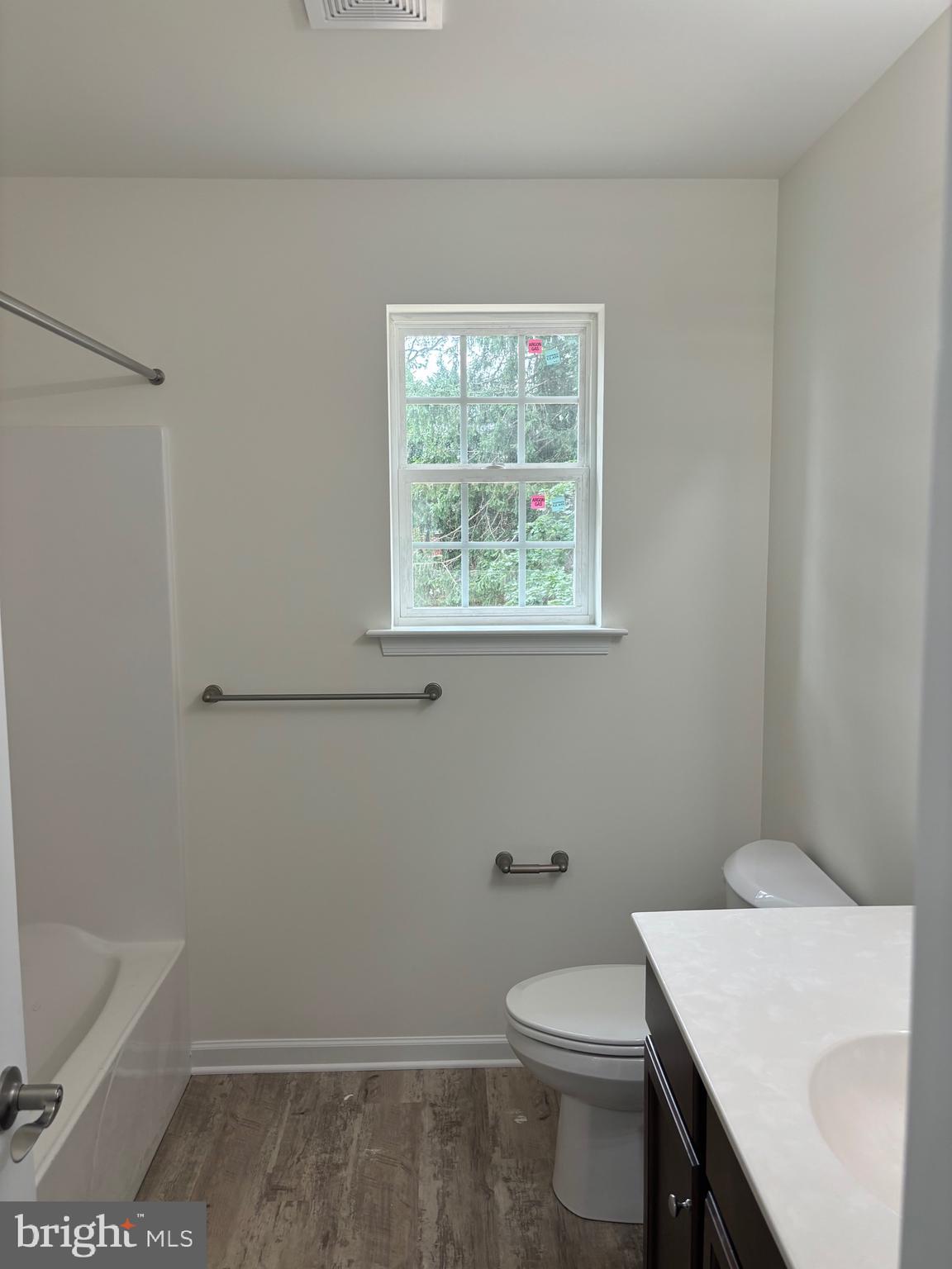 14 Lawrence Avenue Newark, DE 19711 - Photo 14 of 22 Secondary Full Bathroom