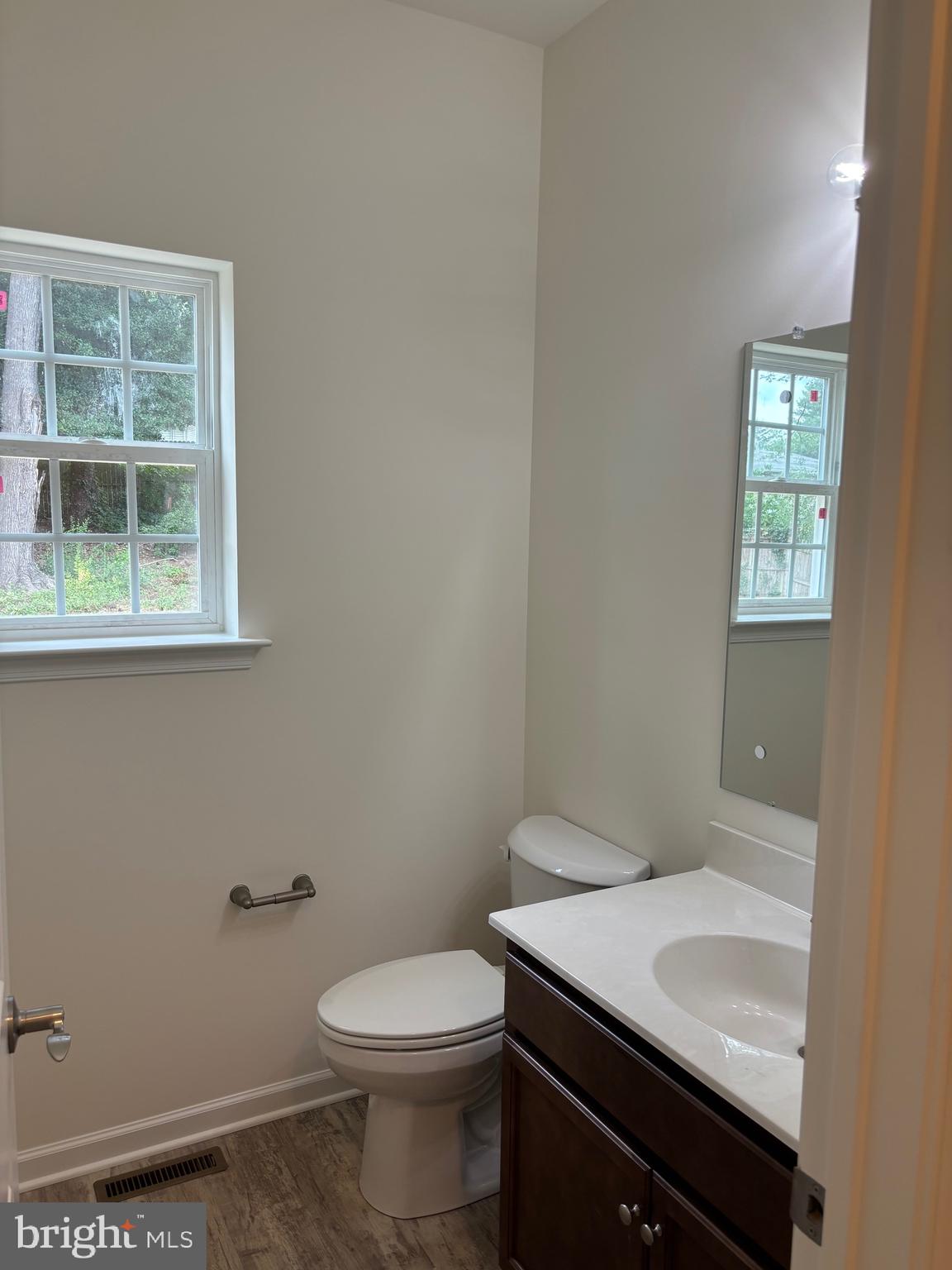 14 Lawrence Avenue Newark, DE 19711 - Photo 6 of 22 First floor half bath