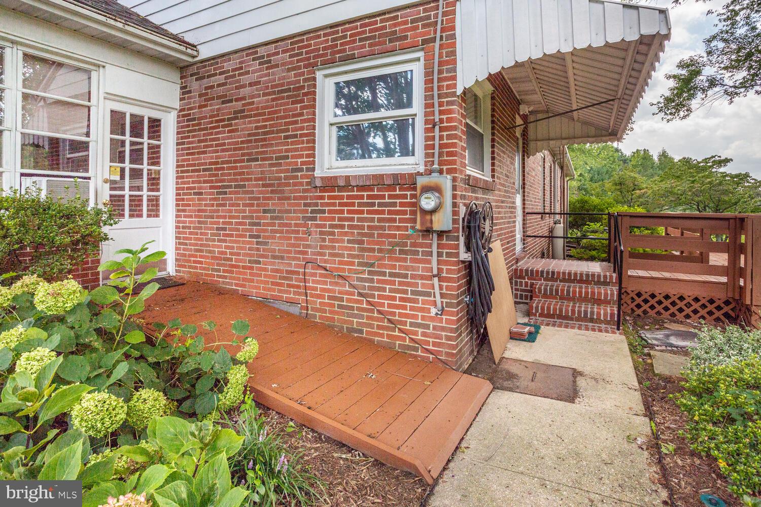 2510 Plum Point Road Huntingtown, MD 20639 - Photo 58 of 62 Exterior entrance to sun porch