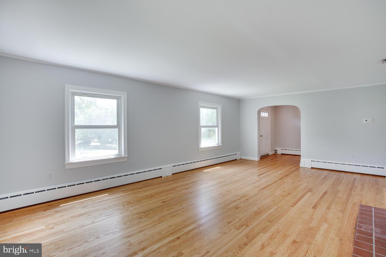 2510 Plum Point Road Huntingtown, MD 20639 - Photo 10 of 62 Living Room. It's huge!!!