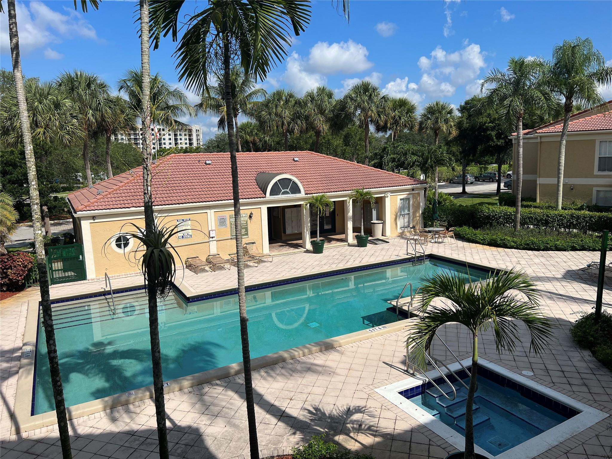 875 Riverside Drive, Unit 725 Coral Springs, FL 33071 - Photo 1 of 23 Photo 1