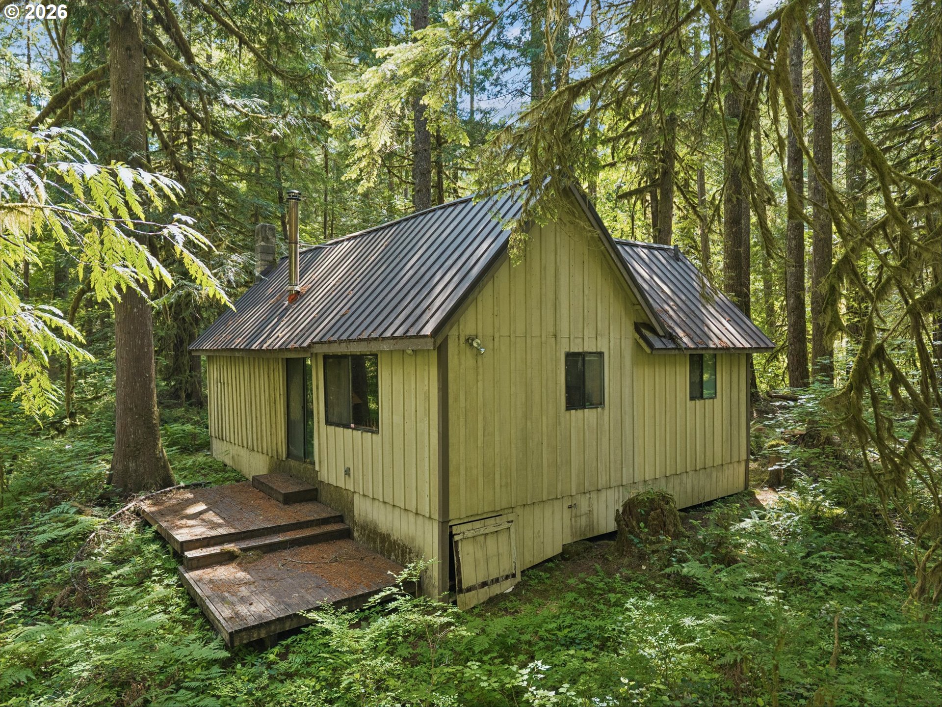 28320 Road 20 Rhododendron, OR 97049 - Photo 5 of 41