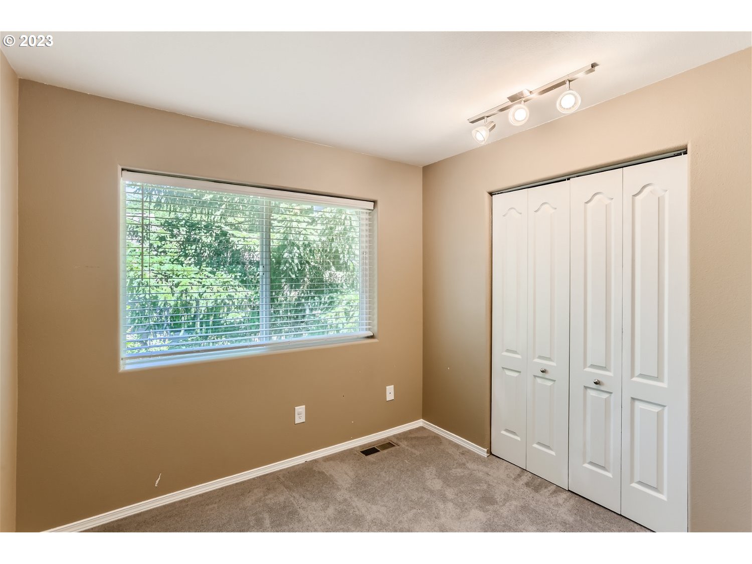14178 Southwest Barrows Road, Unit 115 Portland, OR 97223 - Photo 17 of 28 Gallery Image 17