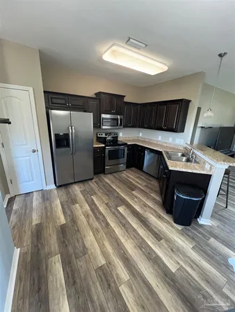 $1,950 | 5798 Corkscrew Court, Pace, FL 32571