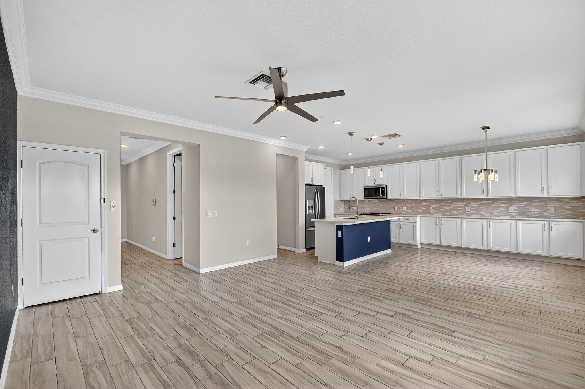 8301 Rearing Lane Lake Worth, FL 33467 - Photo 12 of 109 Living Area