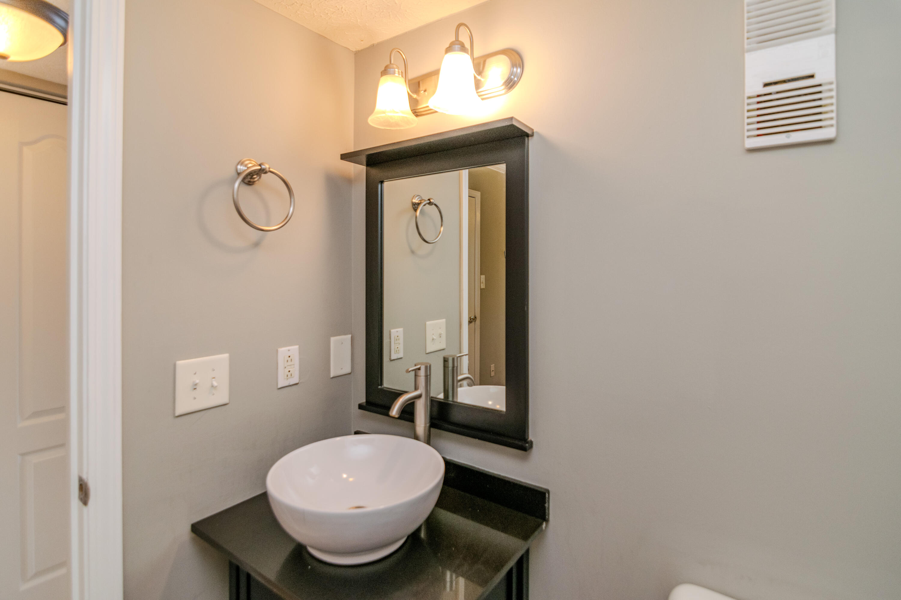 180 Regency Point Path Lexington, KY 40503 - Photo 11 of 29 180RegencyPoint-0041