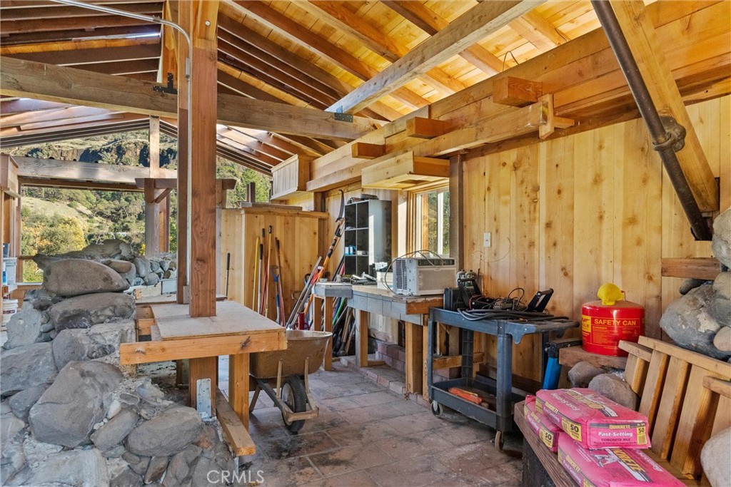 12656 Centerville Road Chico, CA 95928 - Photo 29 of 46 Cabin Interior