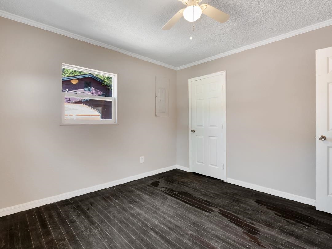 208 2nd Street Perry, FL 32348 - Photo 6 of 17 Gallery Image 6
