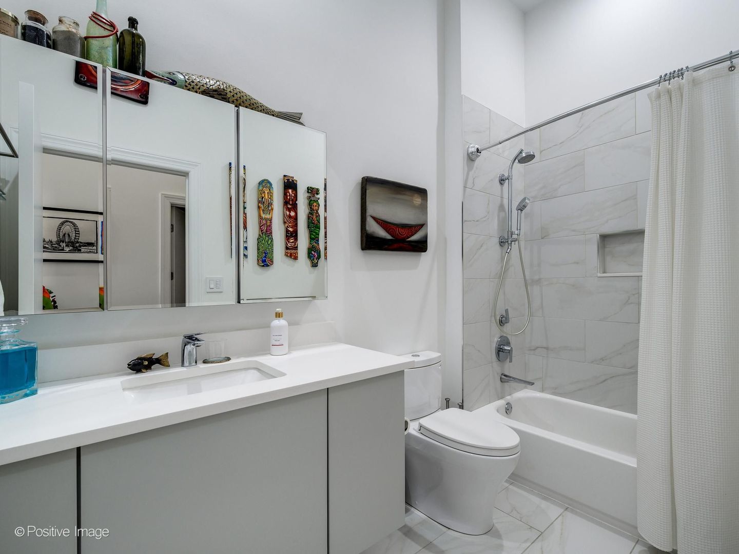 23 North Green Street, Unit 501 Chicago, IL 60607 - Photo 25 of 33