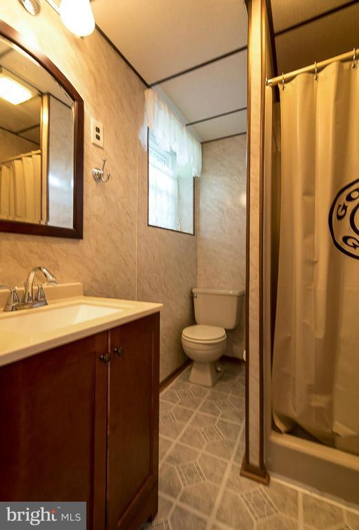 6621 Grouse Road Elkridge, MD 21075 - Photo 25 of 27 Bath