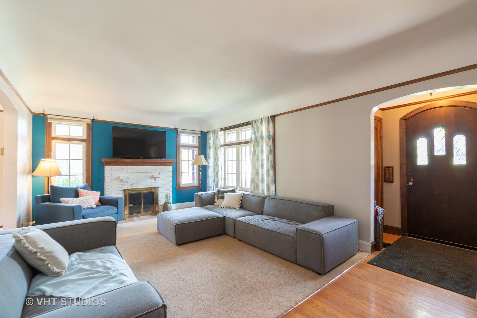2321 Hawthorne Road Homewood, IL 60430 - Photo 2 of 11 a living room with furniture and a fireplace