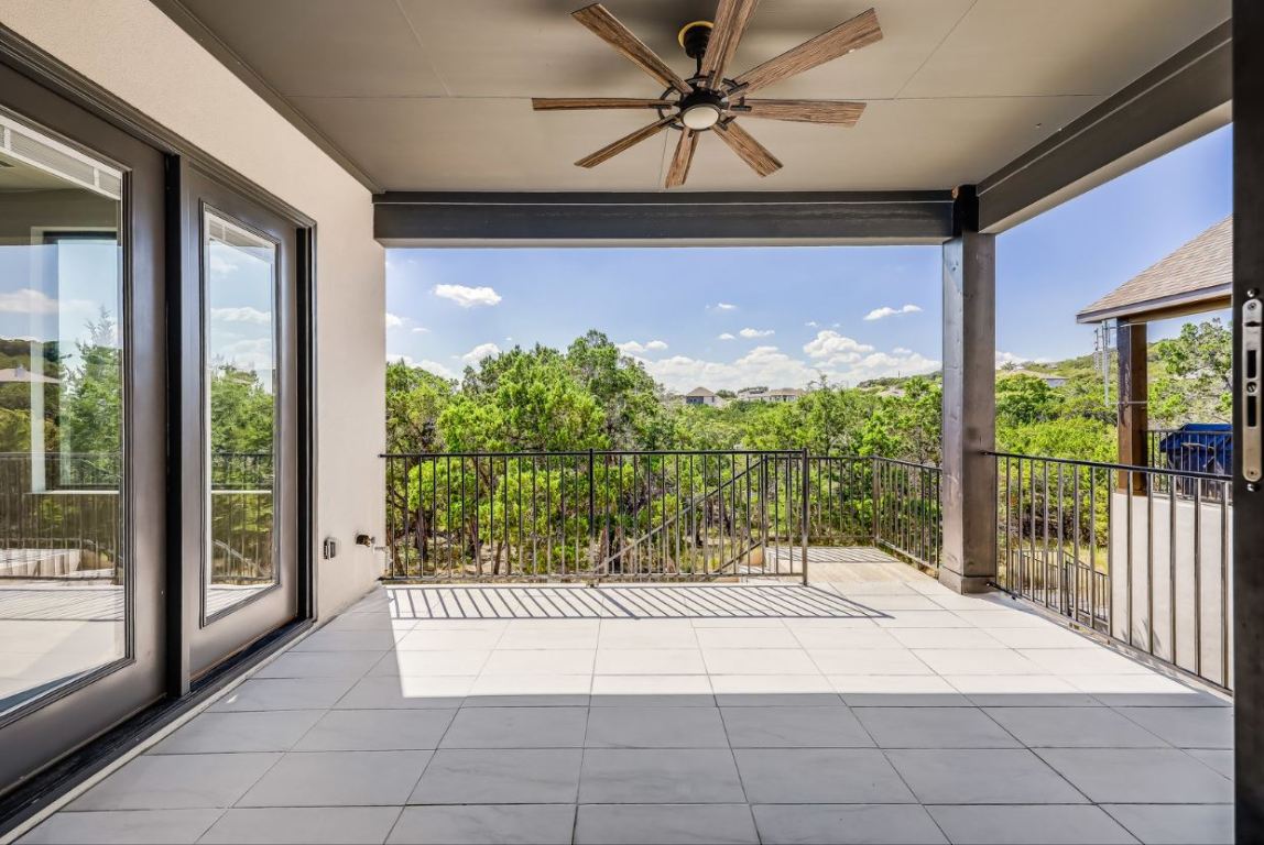 6833 Destination Way Lago Vista, TX 78645 - Photo 18 of 39