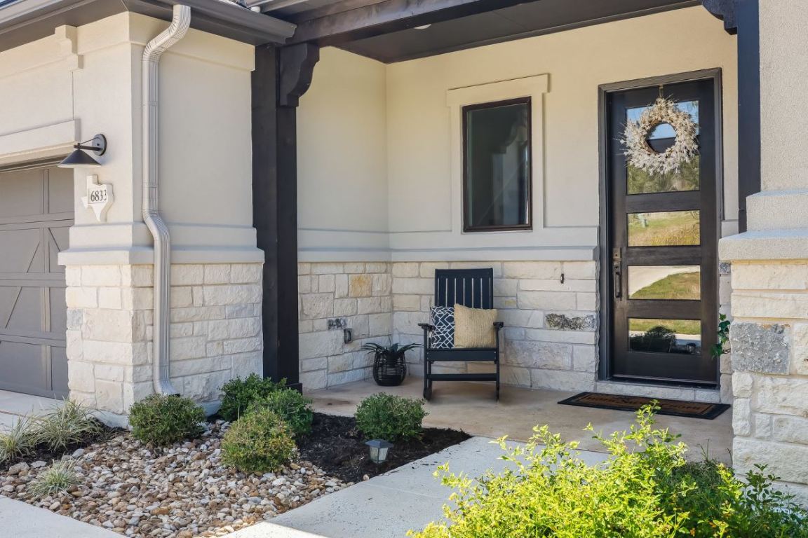 6833 Destination Way Lago Vista, TX 78645 - Photo 2 of 39