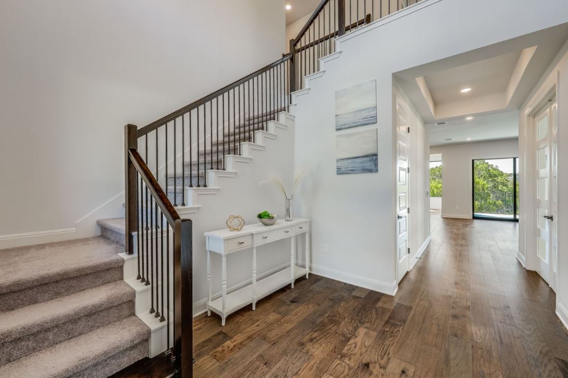 6833 Destination Way Lago Vista, TX 78645 - Photo 3 of 39