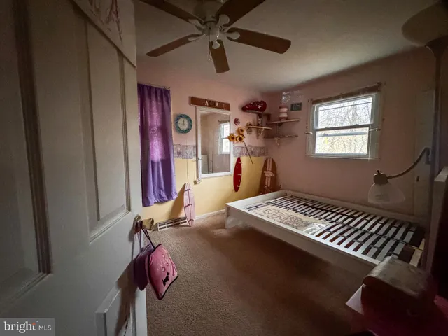 a view of walk in closet