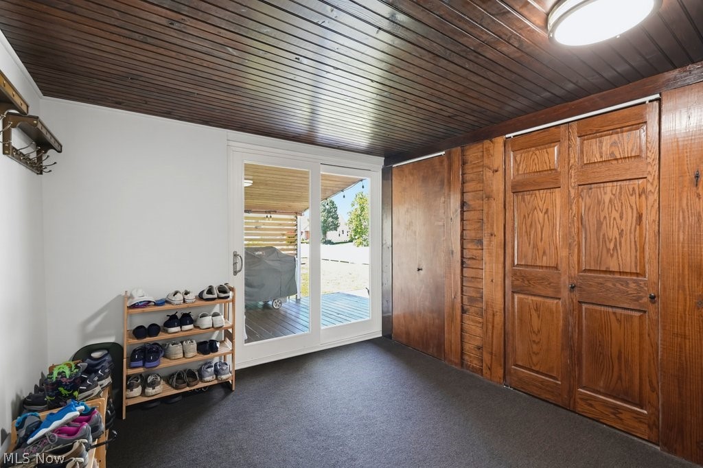23055 Snell Road Columbia Station, OH 44028 - Photo 10 of 50 Mud room/entryway