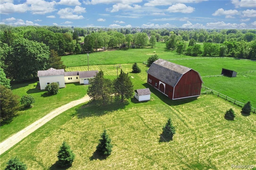 4355 North Eager Road Howell, MI 48855 - Photo 2 of 32 overhead view of front farm with pastures to the right