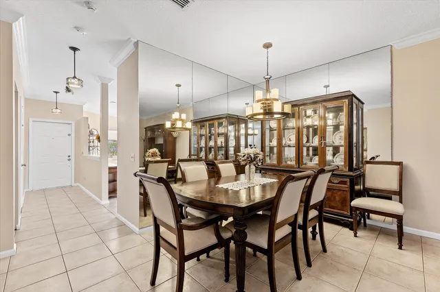 $550,000 | 6757 Via Regina, Unit 3, Boca Raton, FL 33433